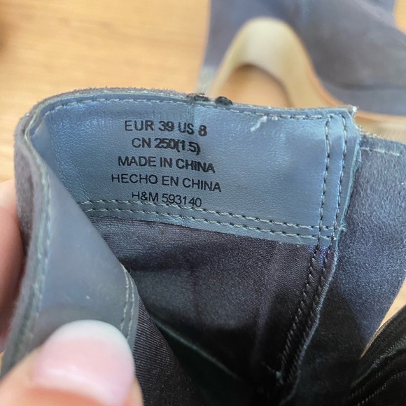 Gray booties - Picture 3 of 4